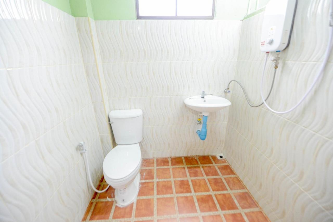 Mrk Resort & Massage Lop Buri Екстериор снимка