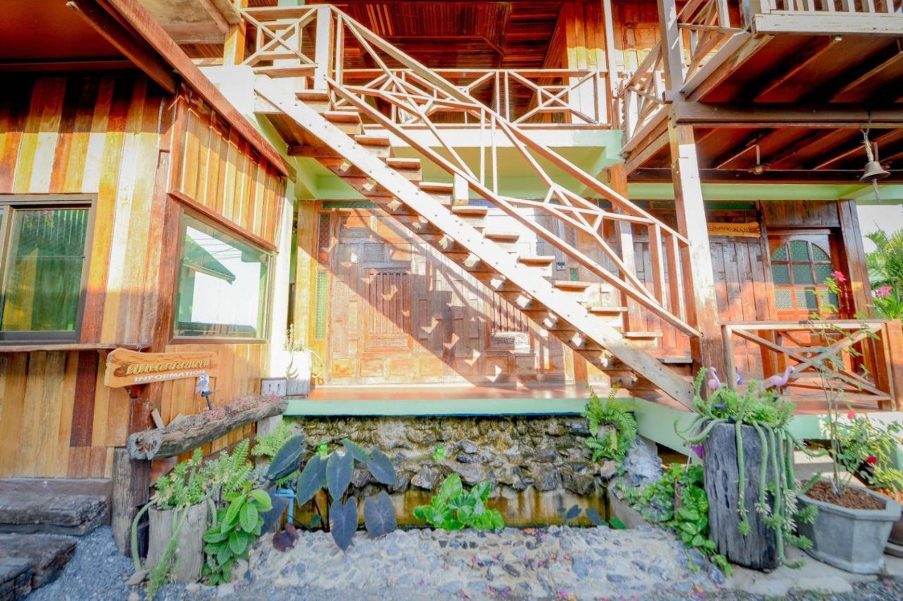 Mrk Resort & Massage Lop Buri Екстериор снимка